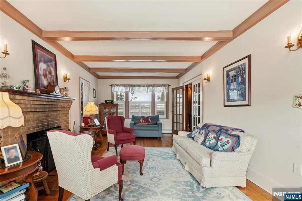 23 Pleasant Place