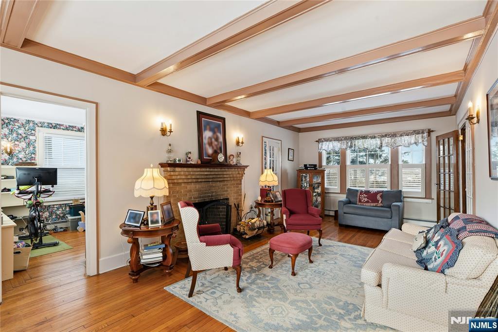 23 Pleasant Place