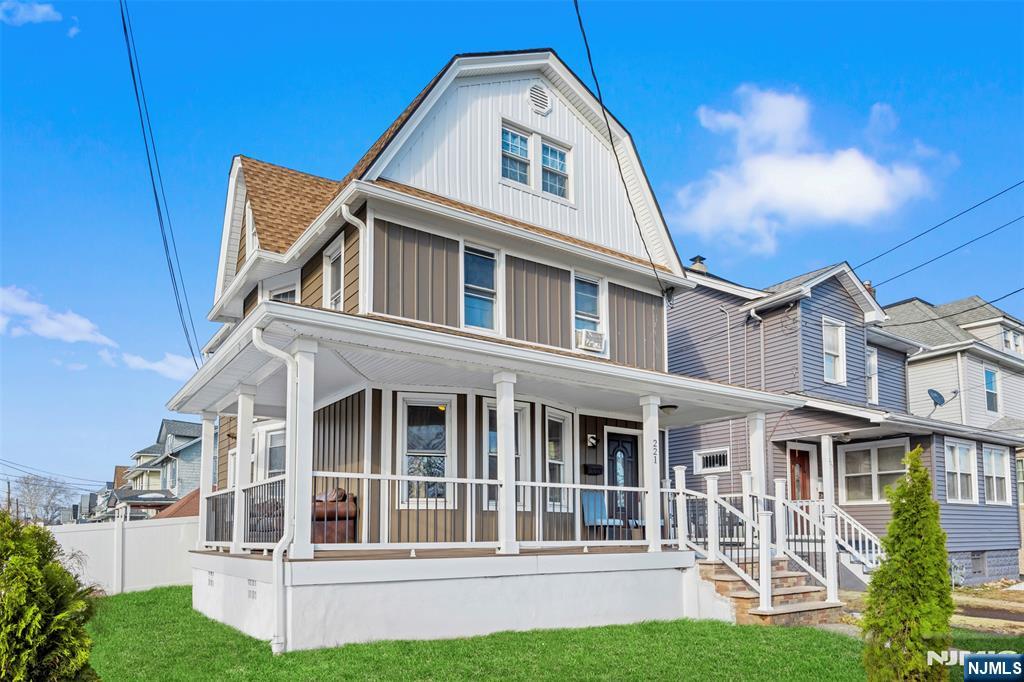 221 Westfield Avenue