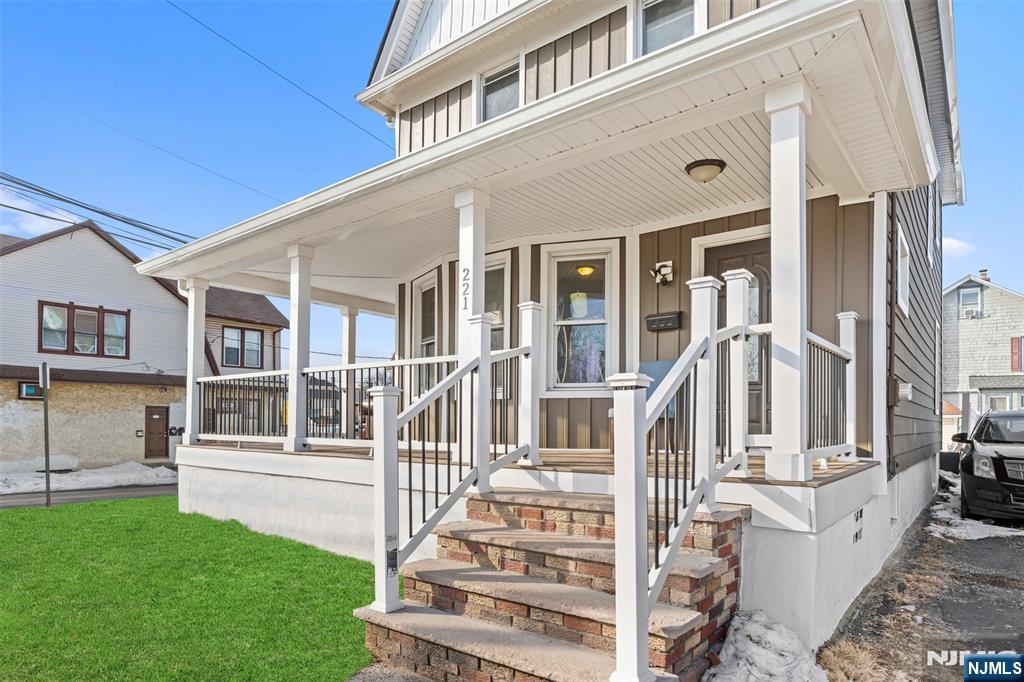 221 Westfield Avenue