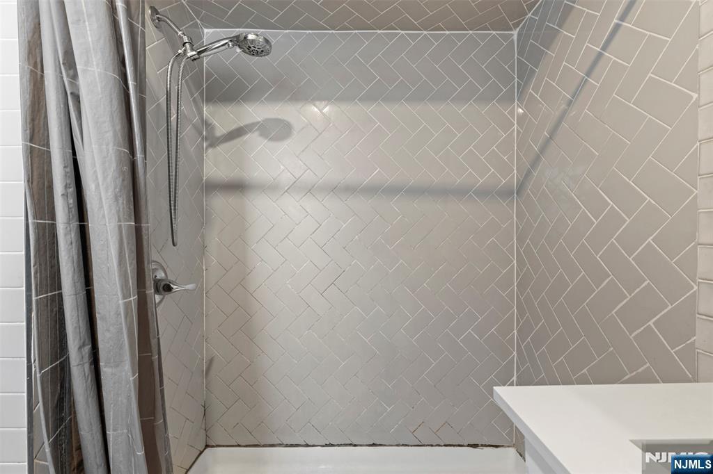 221 Westfield Avenue