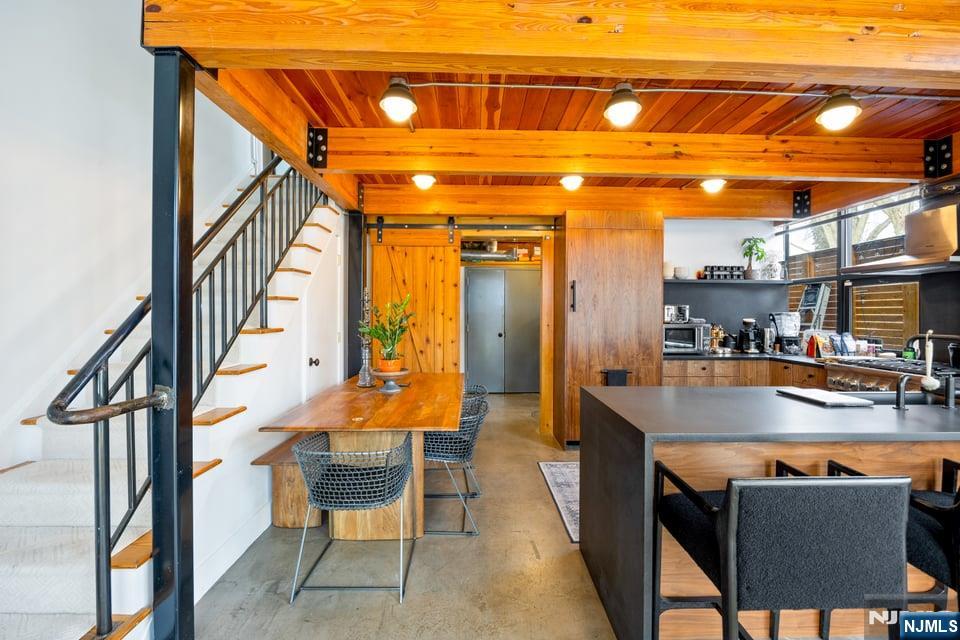 51 Greenwood Avenue 7