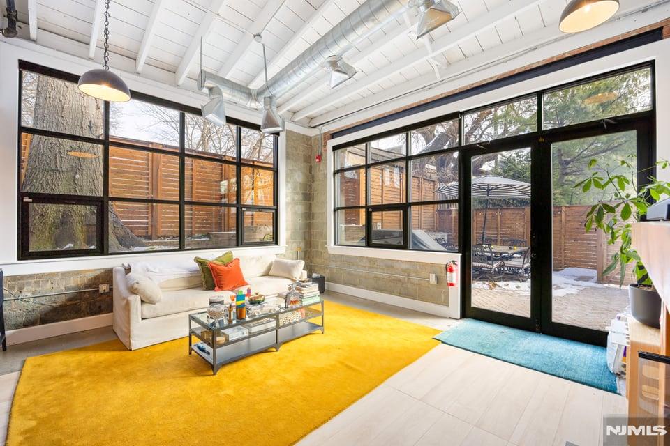 51 Greenwood Avenue 7