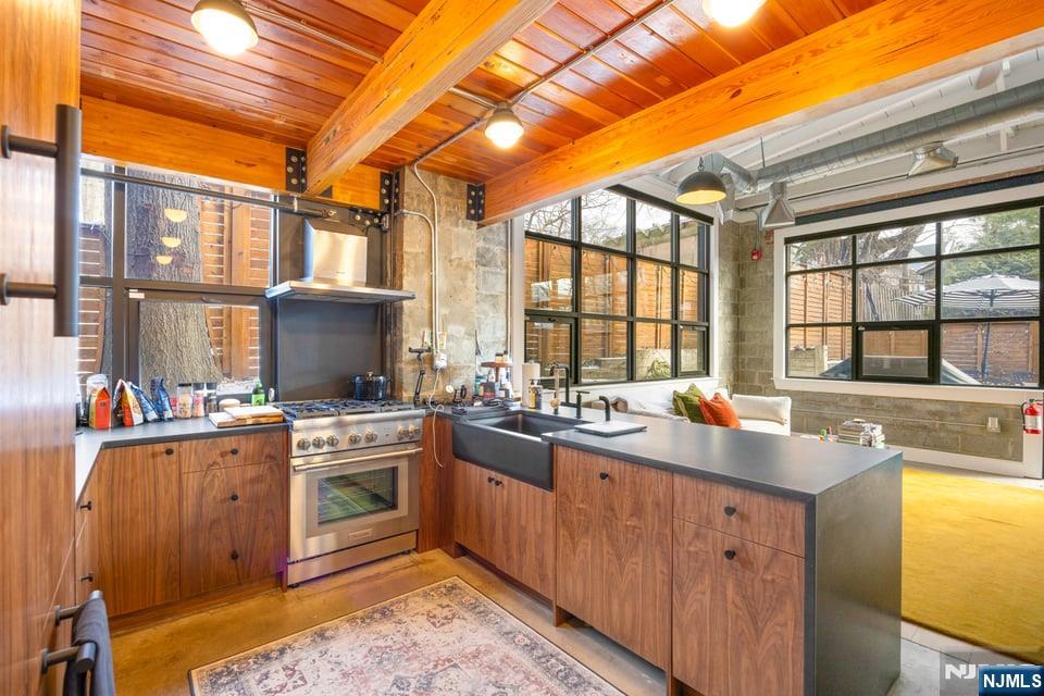 51 Greenwood Avenue 7