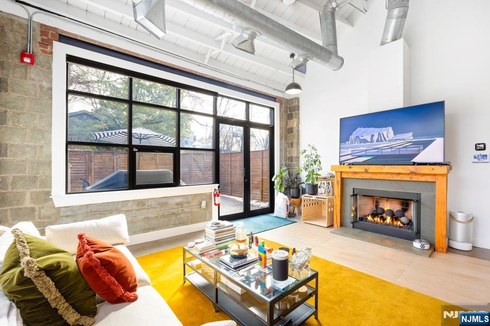 51 Greenwood Avenue 7