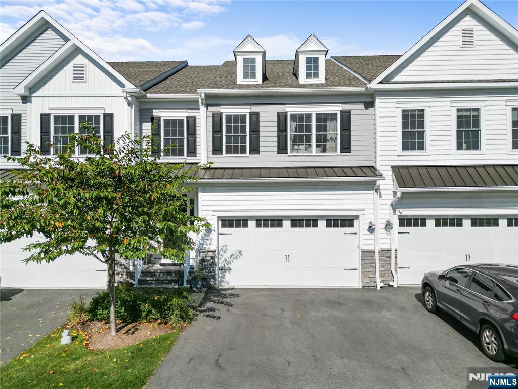 4 Aspen Drive