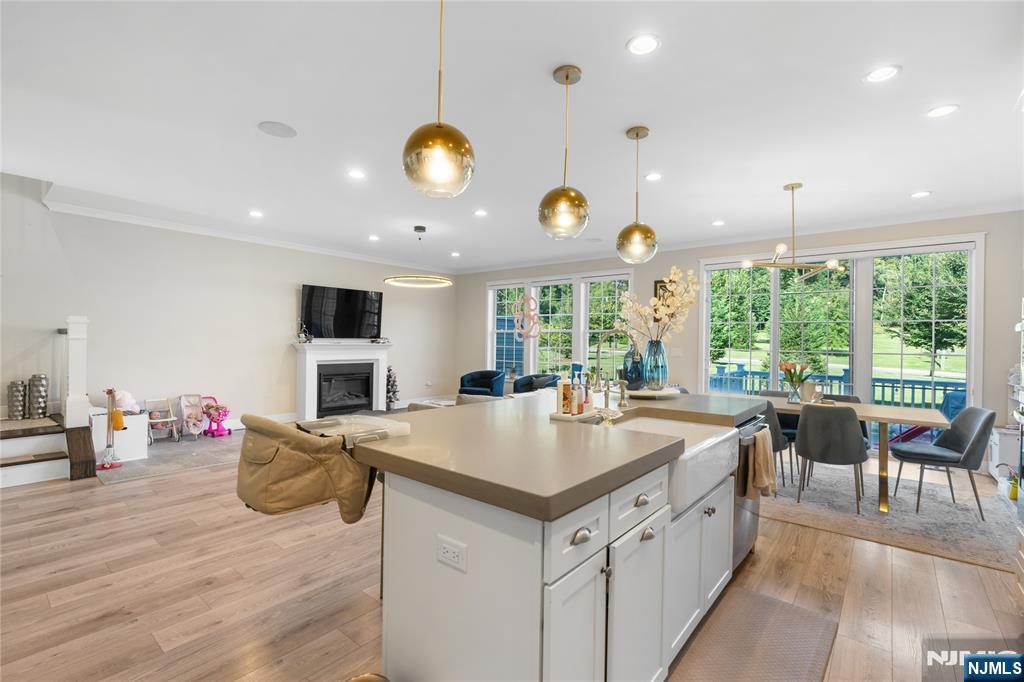 4 Aspen Drive