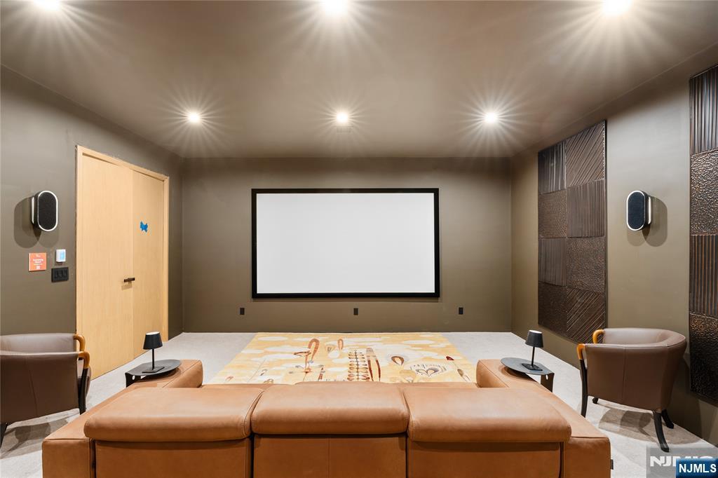 48 Pleasant Avenue