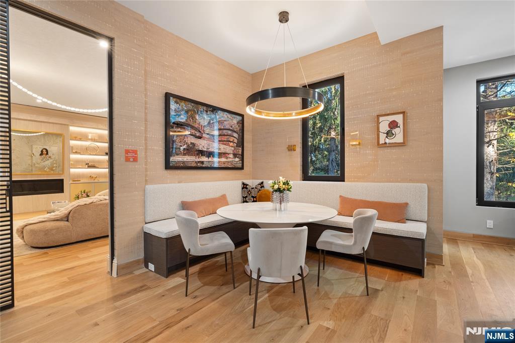 48 Pleasant Avenue