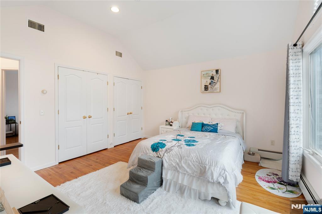 120 E Edsall Boulevard