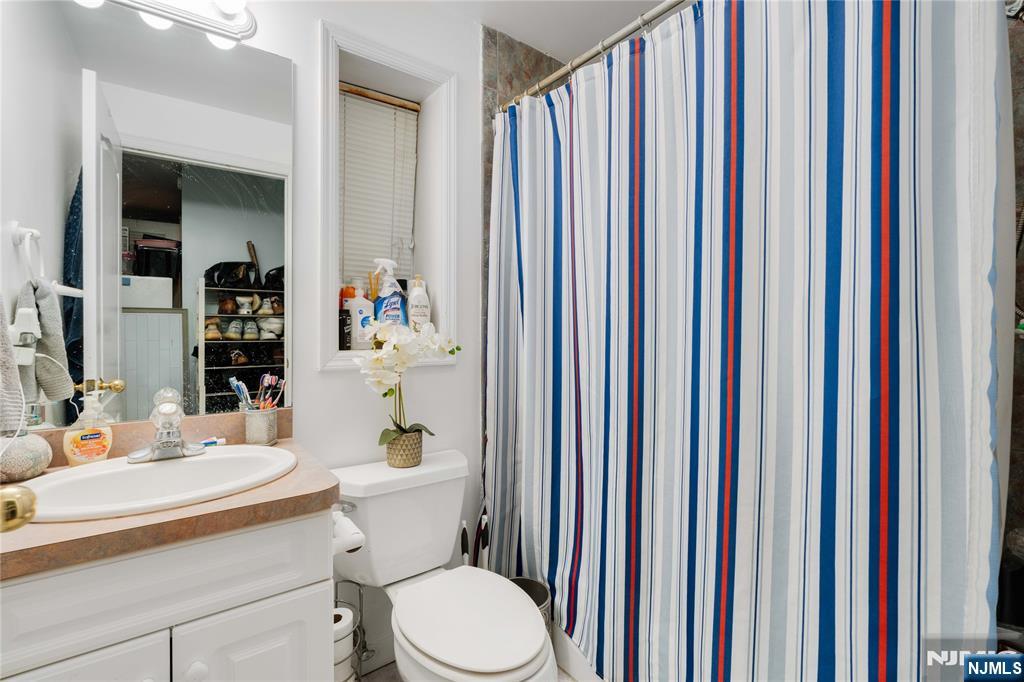 120 E Edsall Boulevard