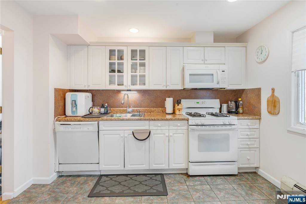 120 E Edsall Boulevard