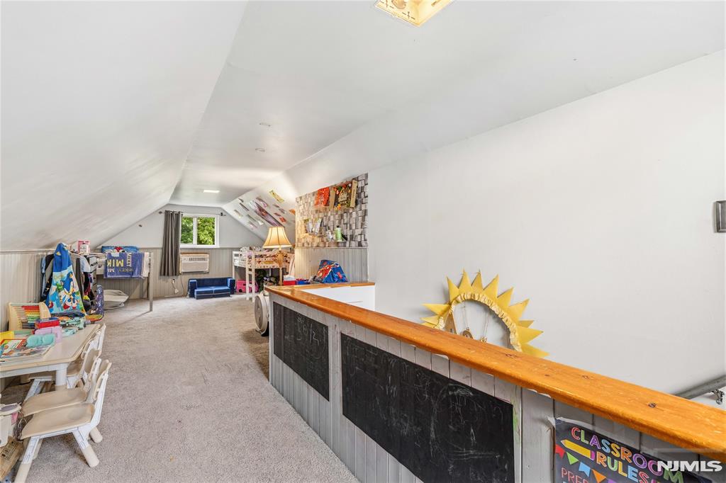 46 Pershing Place