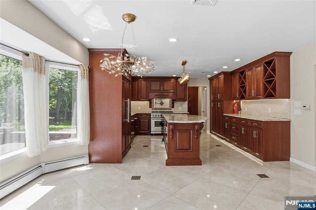 2 Woodside Avenue