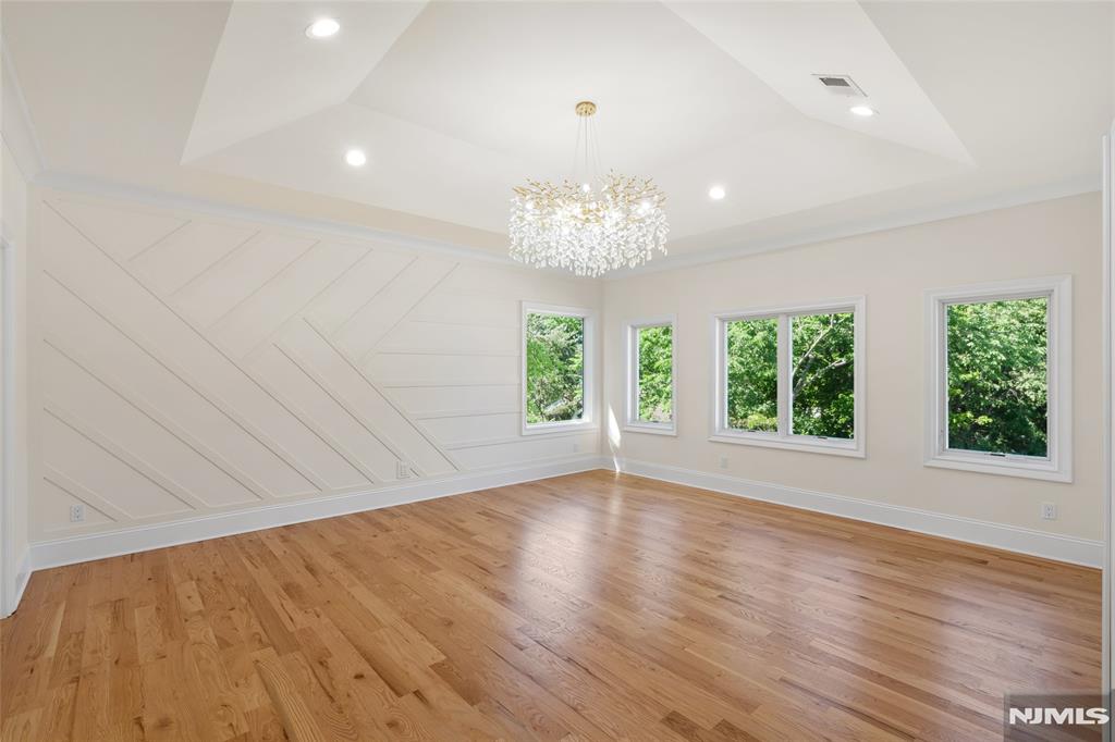 13 Harding Place