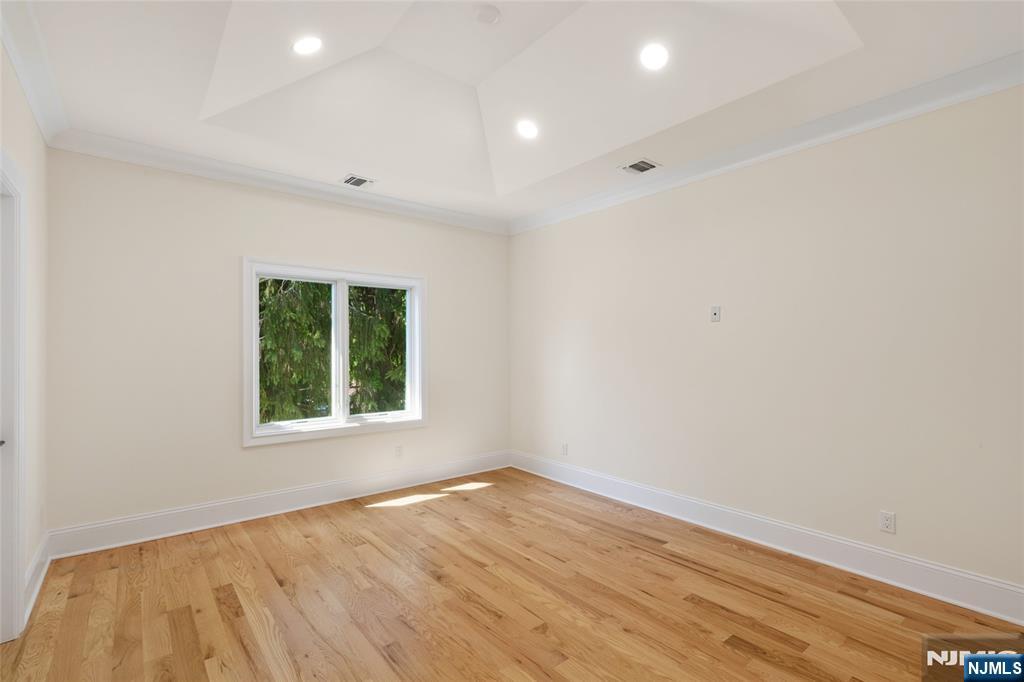 13 Harding Place
