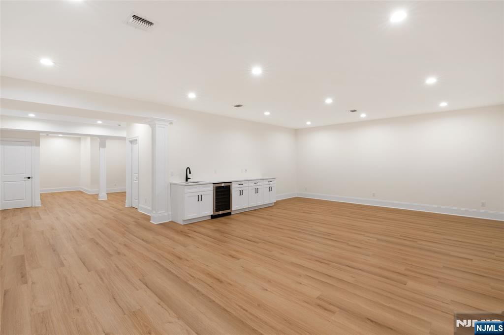 13 Harding Place