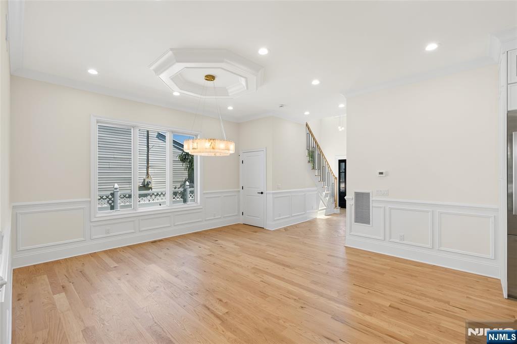 13 Harding Place