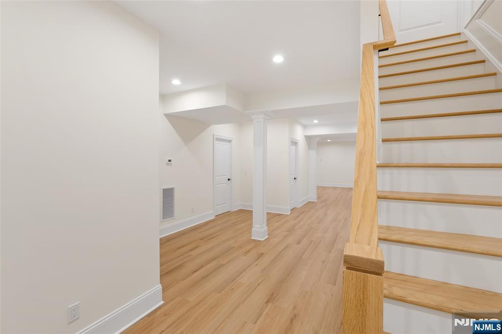 13 Harding Place