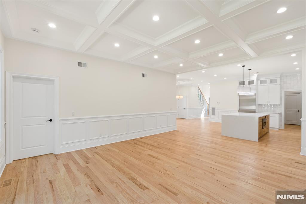 13 Harding Place