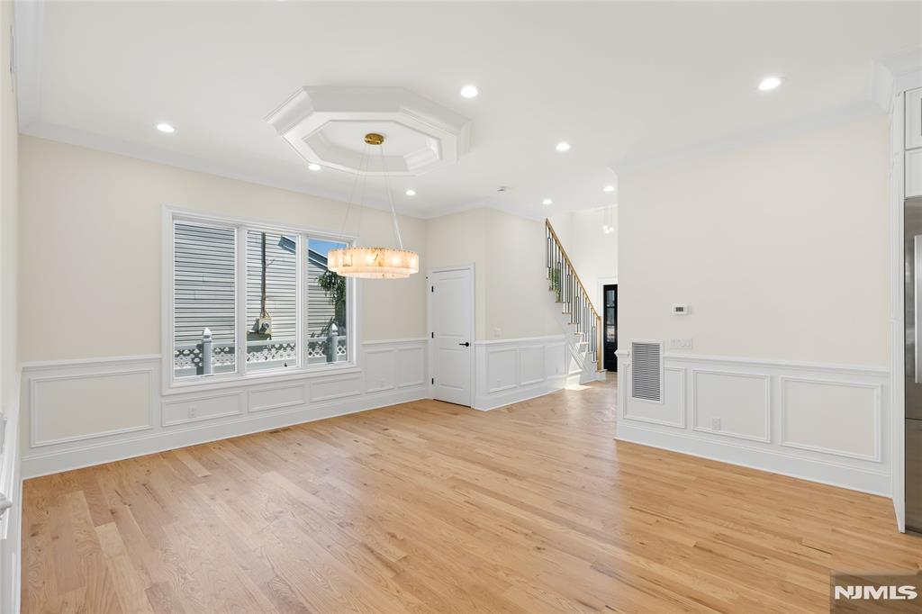13 Harding Place