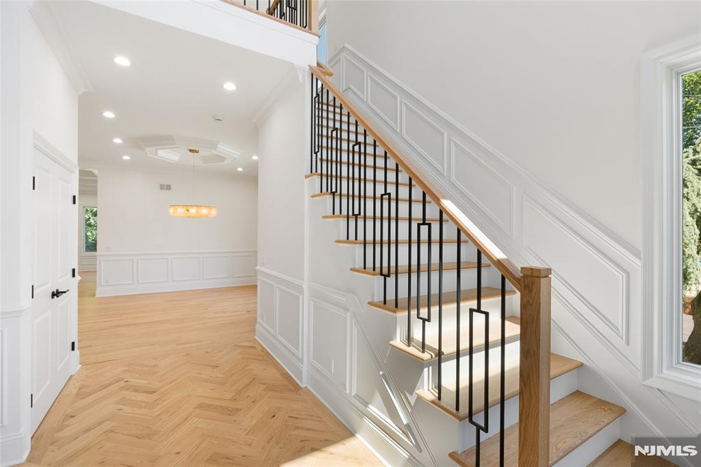 13 Harding Place