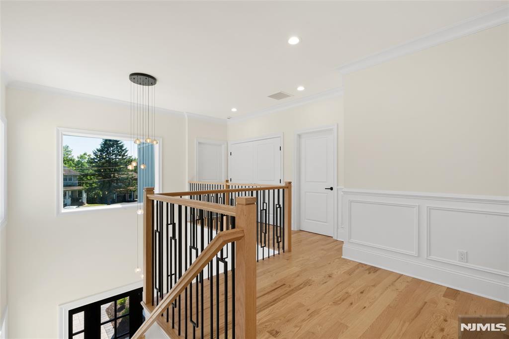 13 Harding Place
