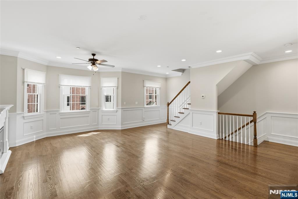 4 Central Avenue C