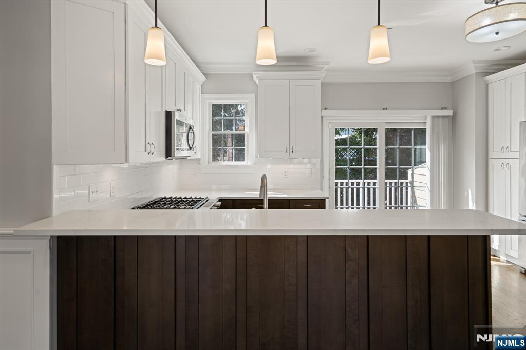 4 Central Avenue C
