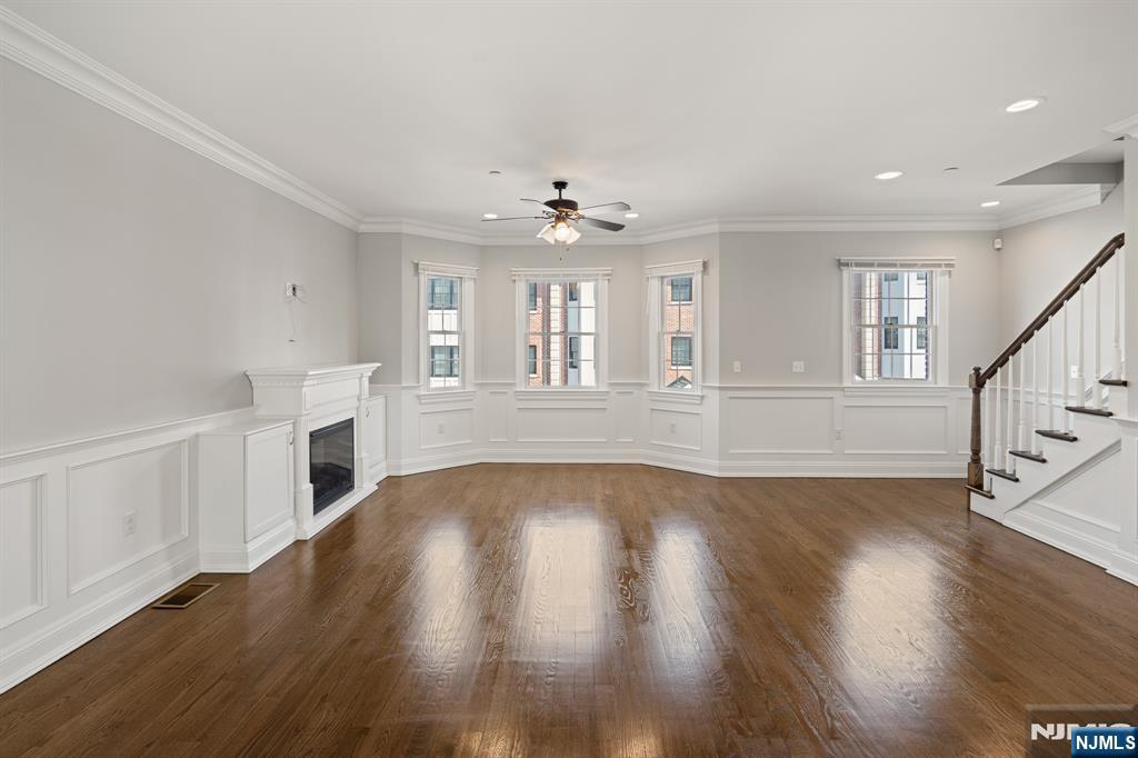 4 Central Avenue C