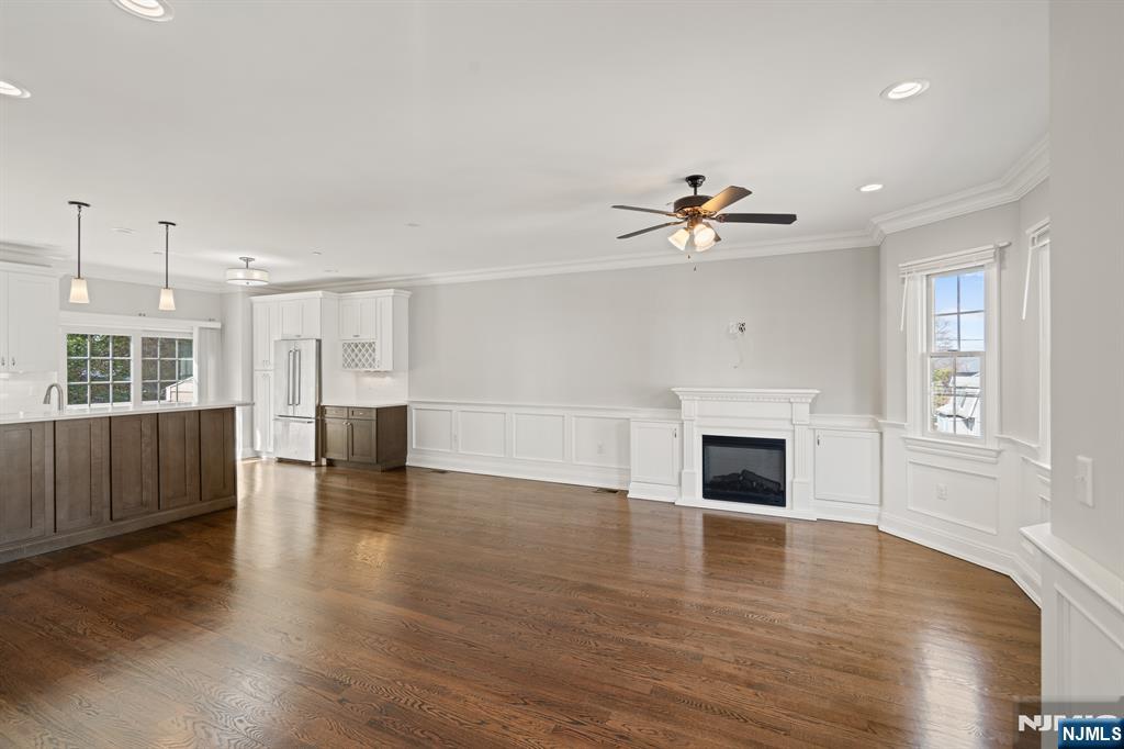 4 Central Avenue C
