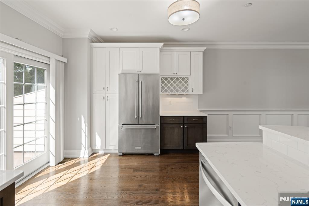 4 Central Avenue C