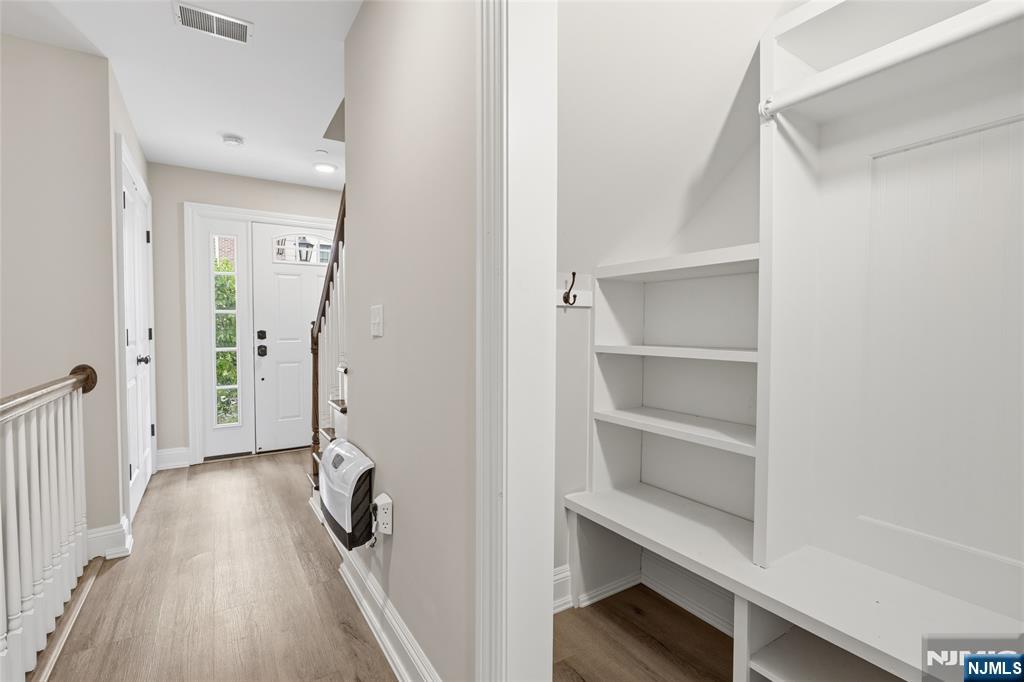 4 Central Avenue C