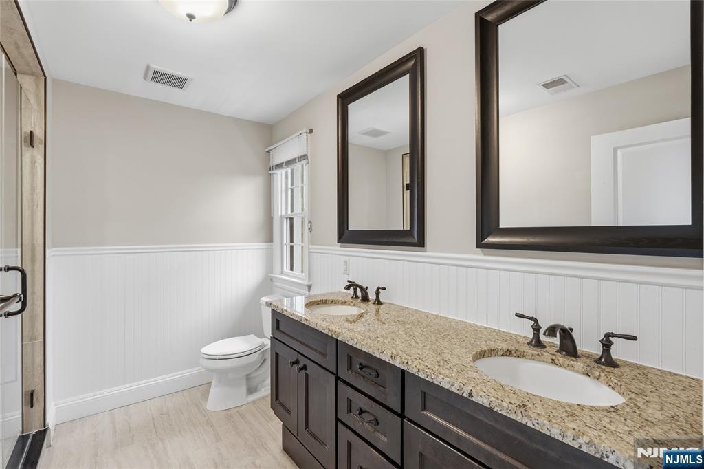 4 Central Avenue C