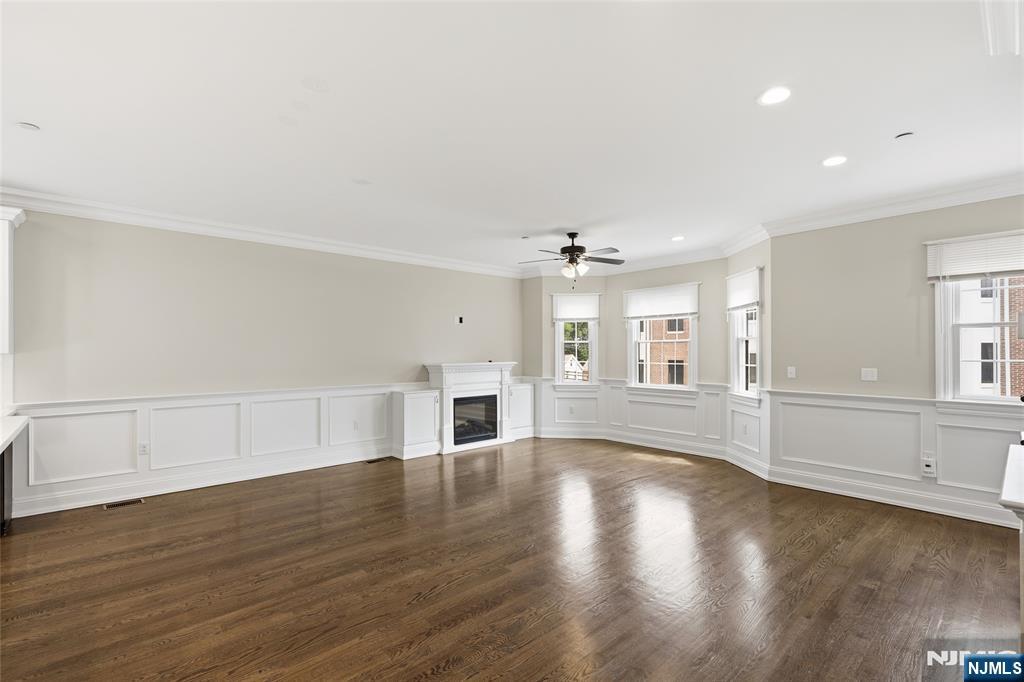 4 Central Avenue C