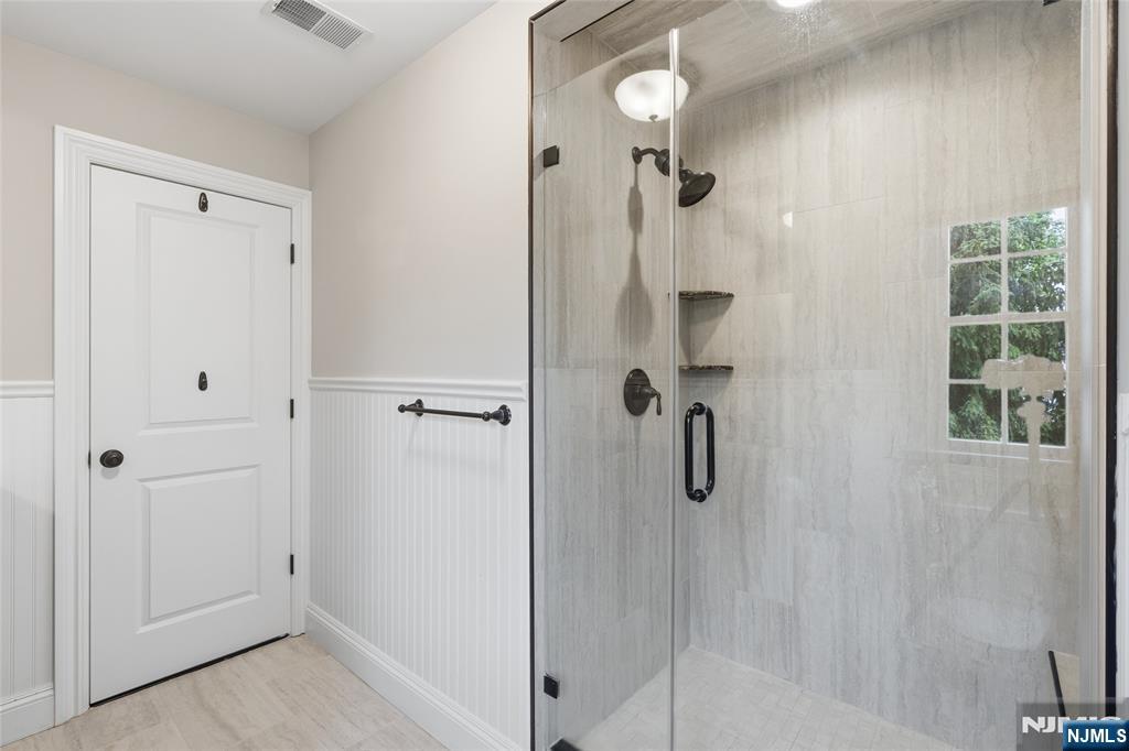 4 Central Avenue C