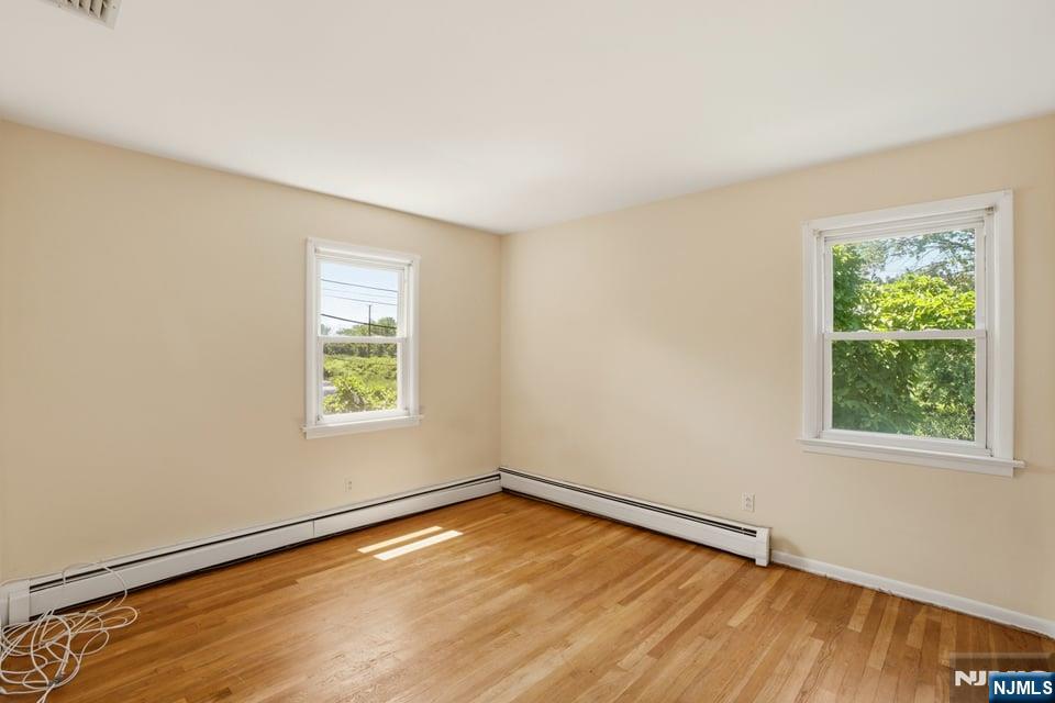 11 Ray Avenue