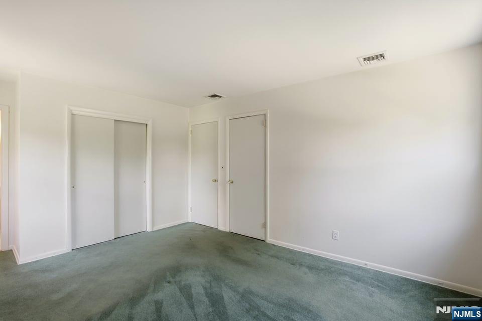 11 Ray Avenue