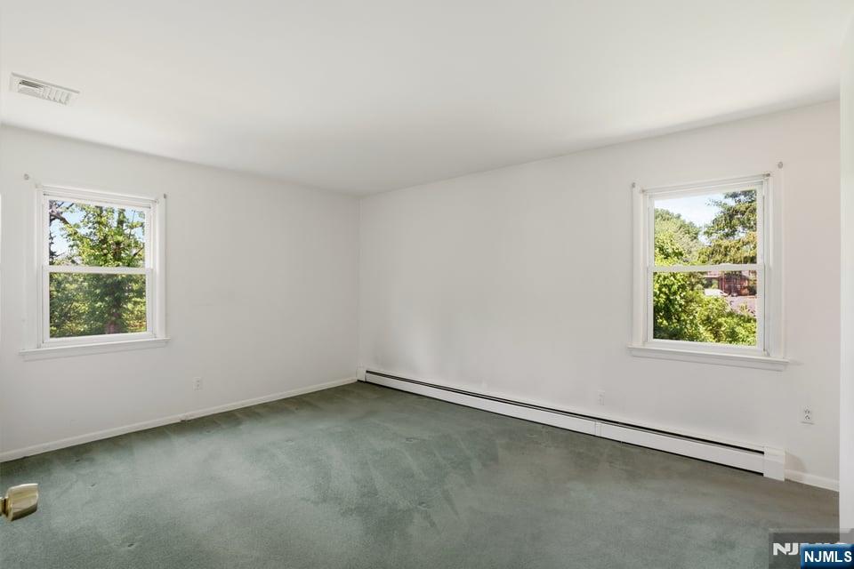 11 Ray Avenue