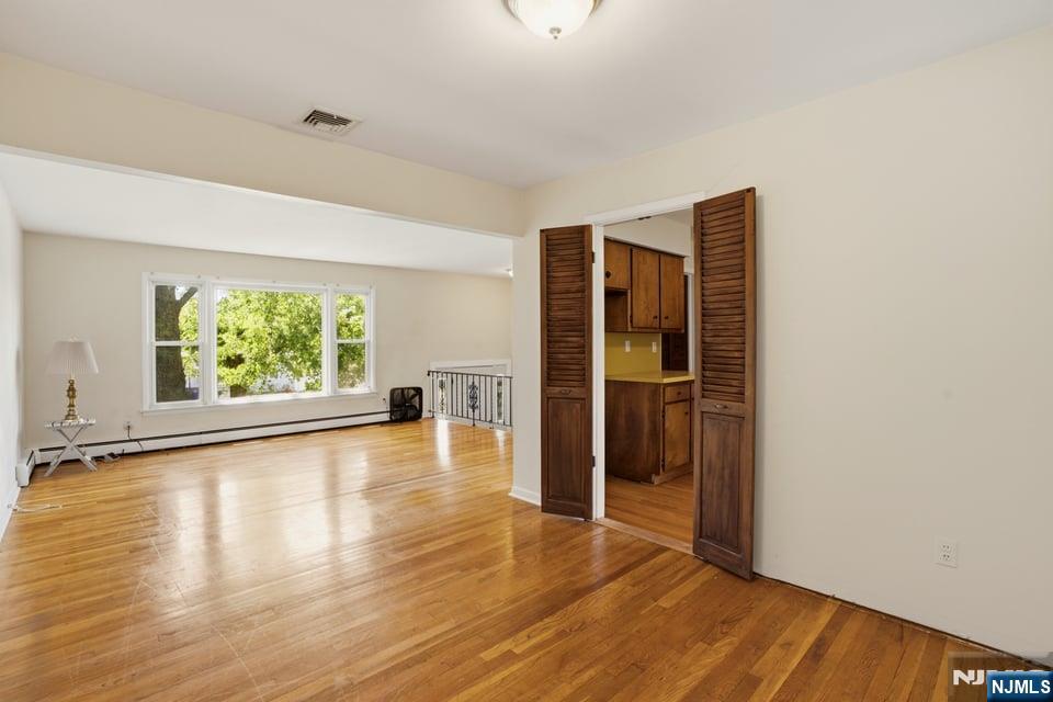 11 Ray Avenue