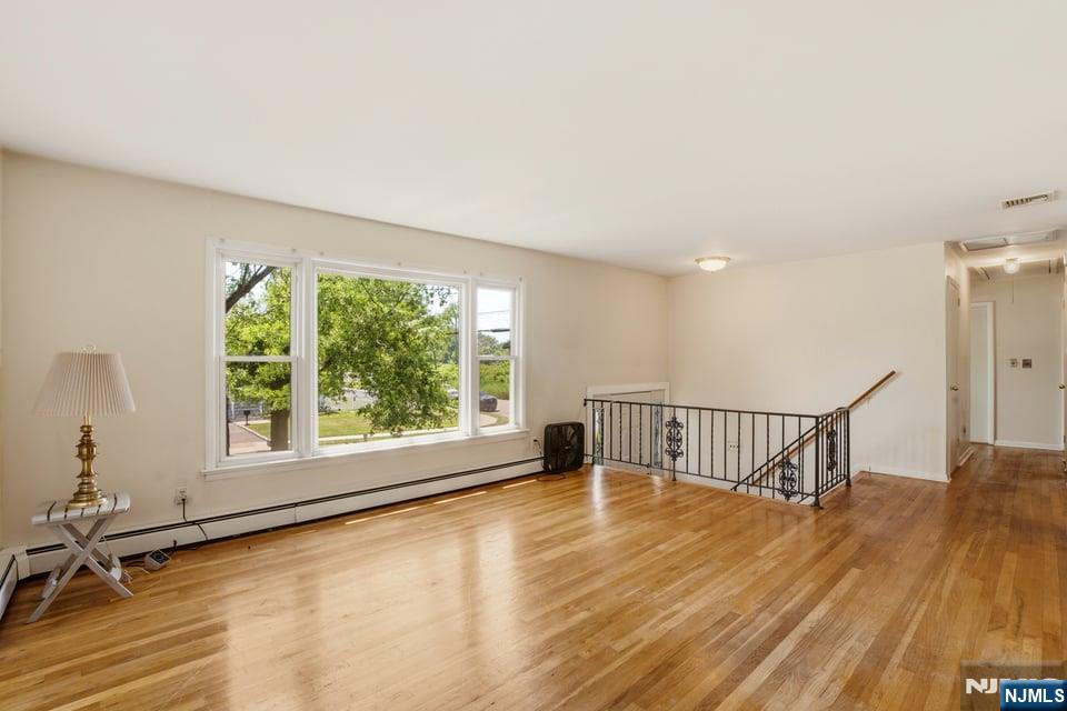 11 Ray Avenue