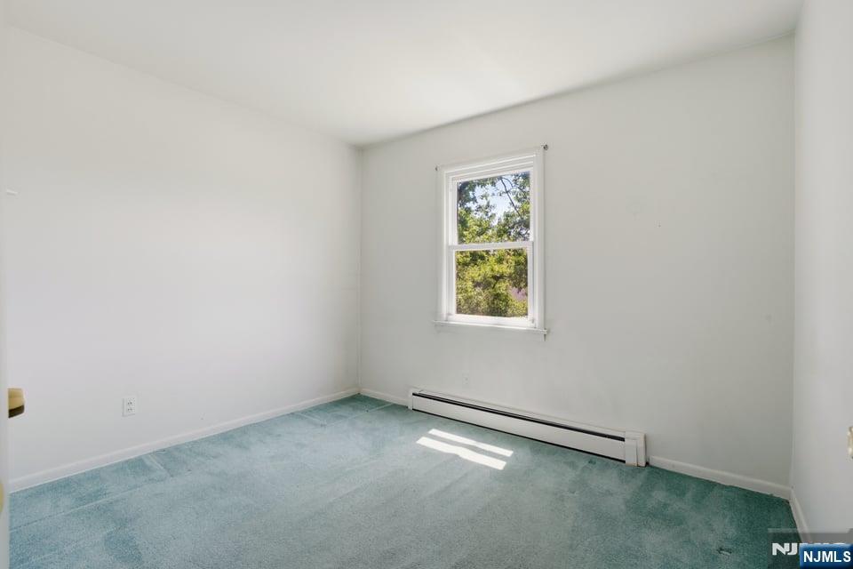 11 Ray Avenue