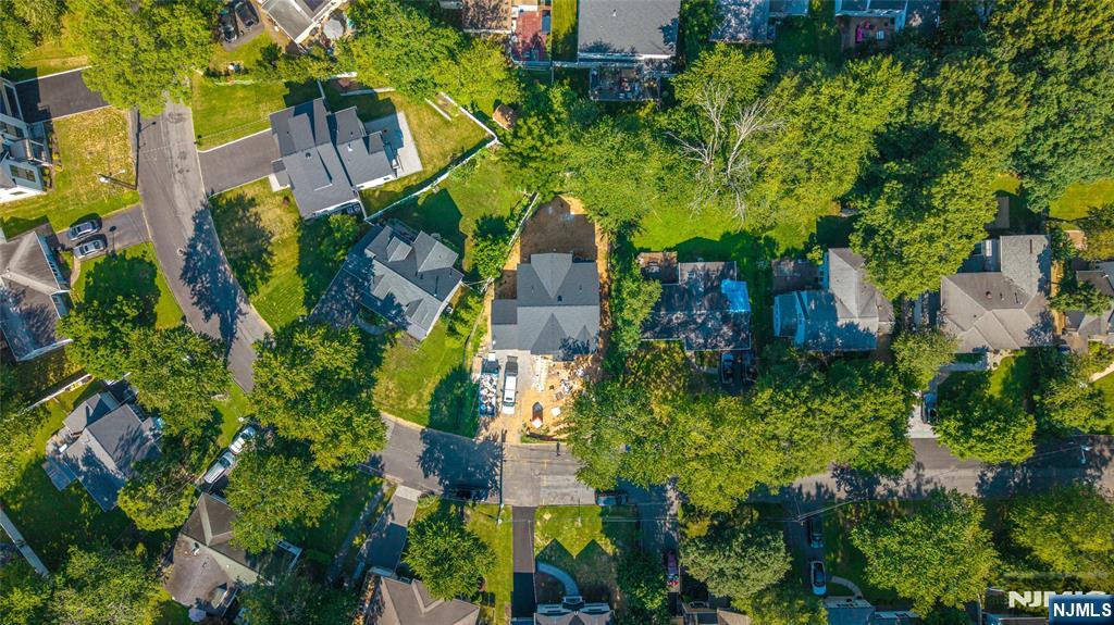 11 Maplewood Drive