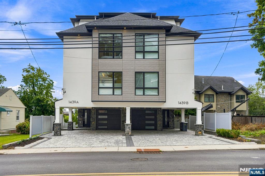 1439 River Road 1