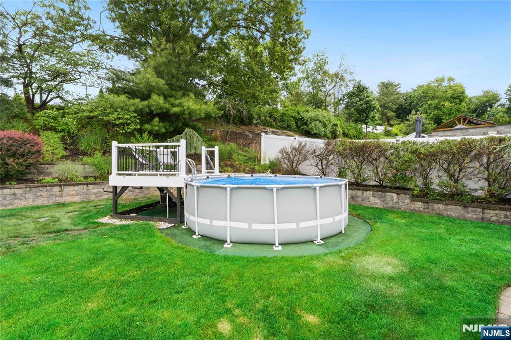 15 Almroth Drive