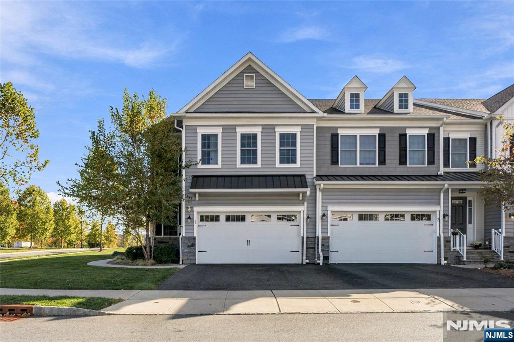 1 Aspen Drive
