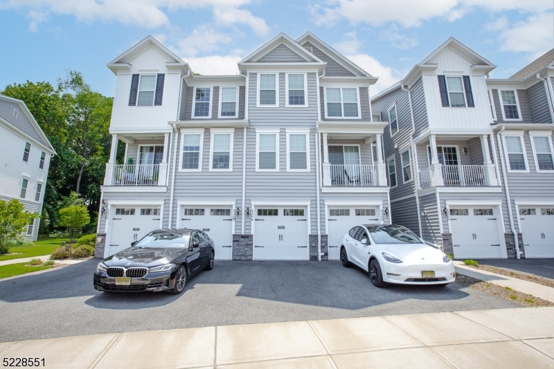 124 Sequoia Dr 1812