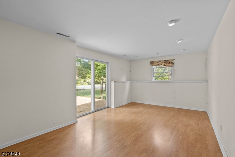 2 Churchill Rd