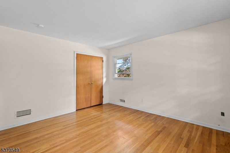 2 Churchill Rd