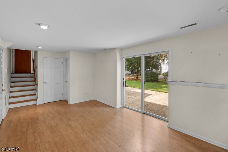 2 Churchill Rd